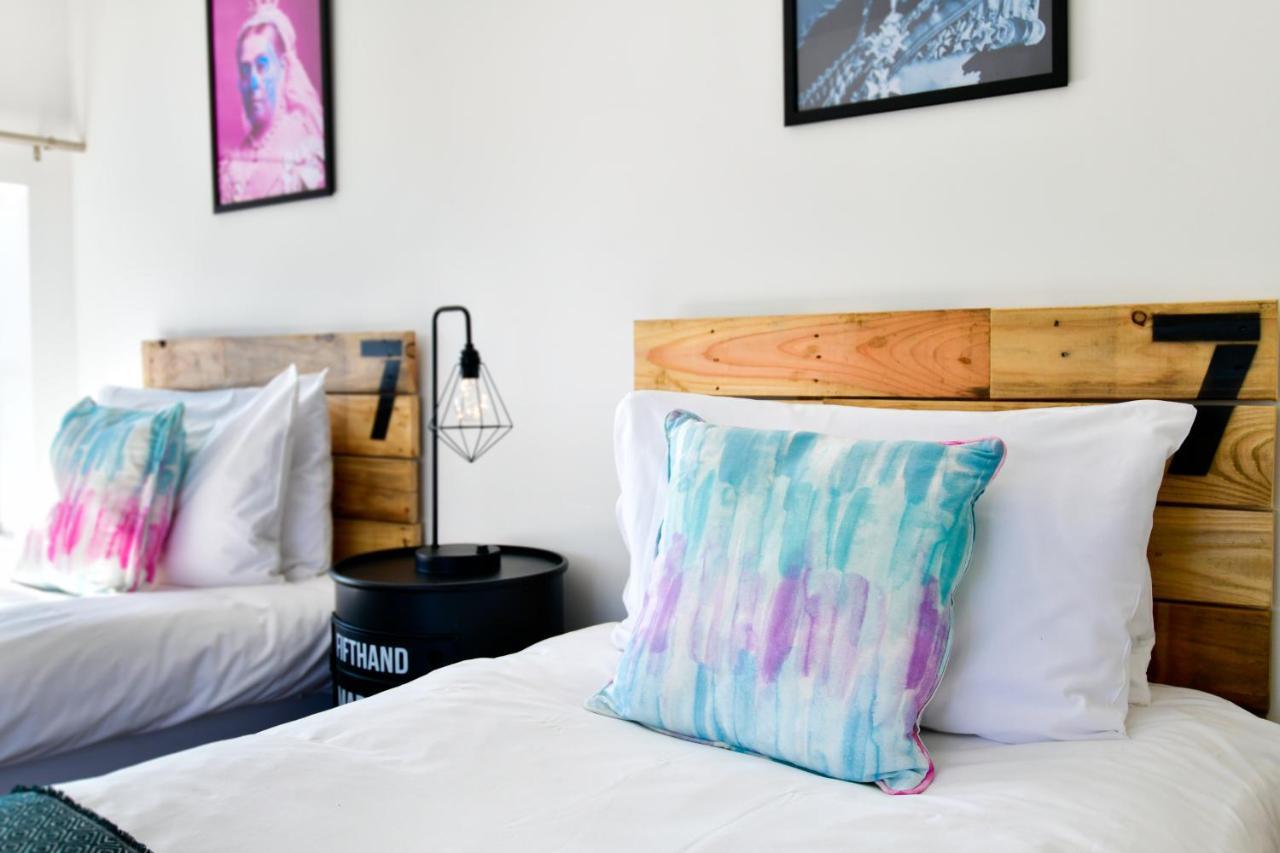 Apartment Livermore Loft Swansea